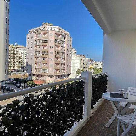 Appartement Acacia 2 Chambres Au Centre Ville Tanger Zewnętrze zdjęcie